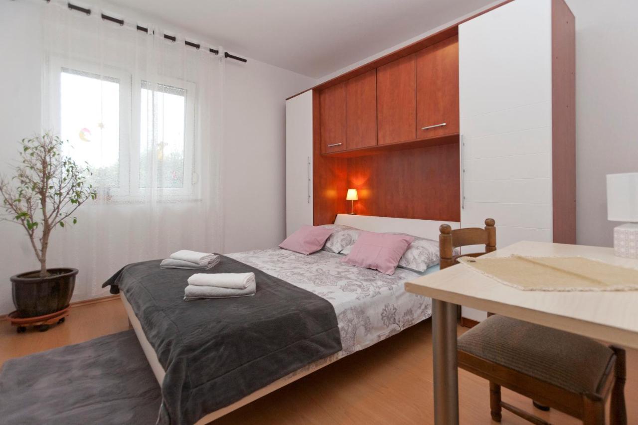 Apartman Nade Pula Exterior foto