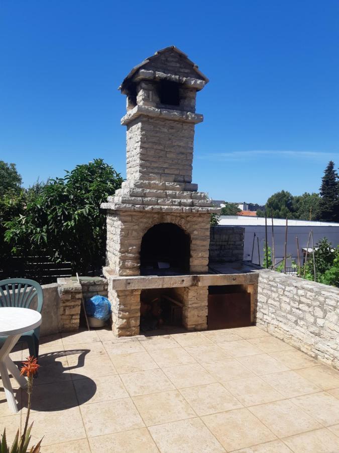 Apartman Nade Pula Exterior foto